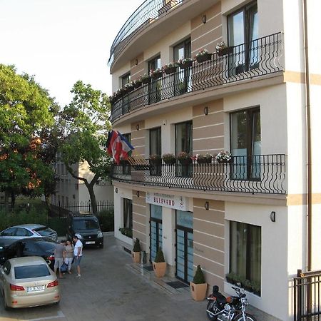 Hotel Bulevard Oradea Exterior photo