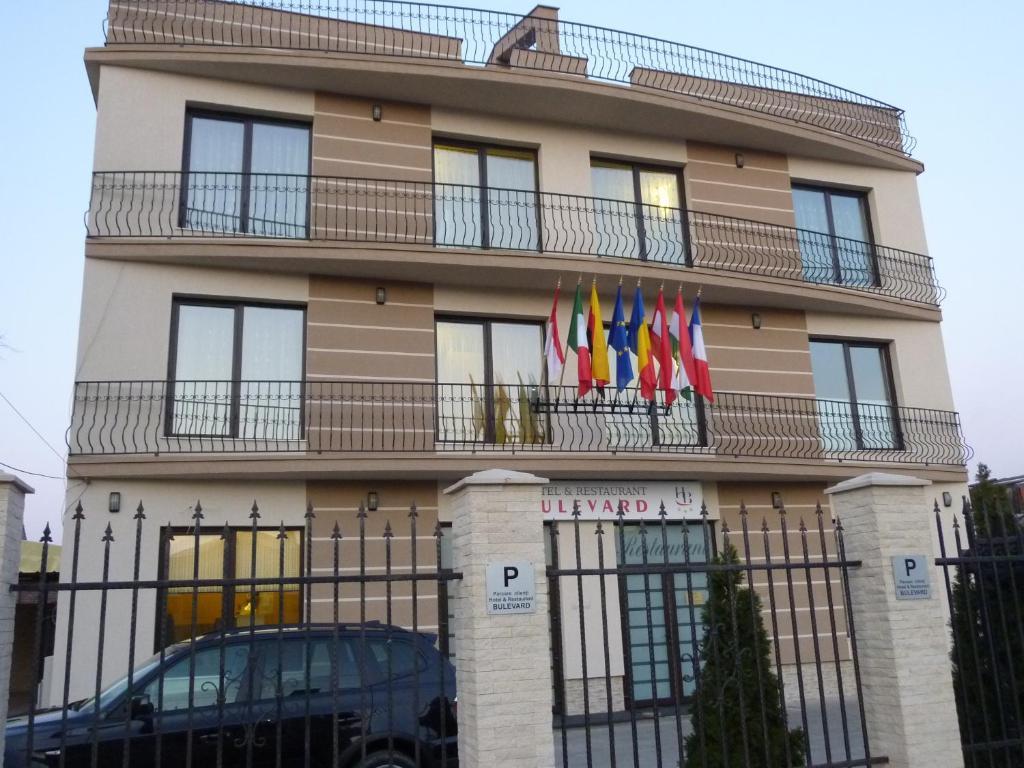 Hotel Bulevard Oradea Exterior photo