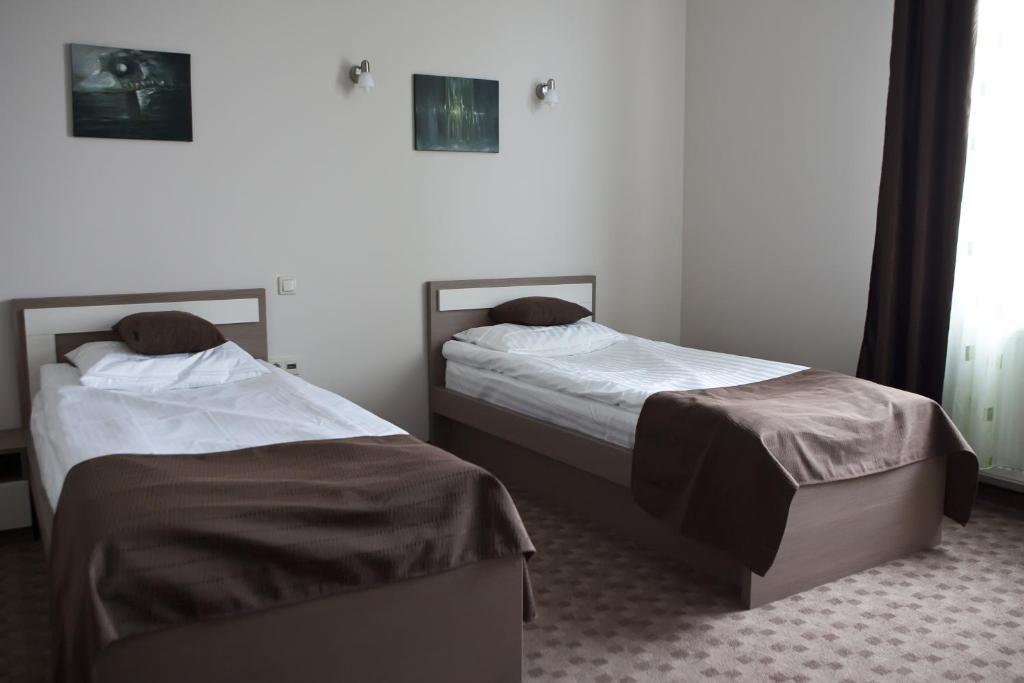 Hotel Bulevard Oradea Room photo